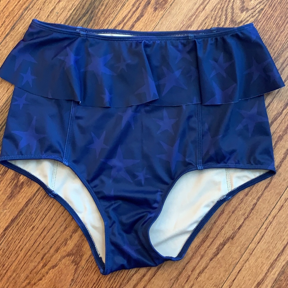 Kortni Jeane nwot star peplum bottoms